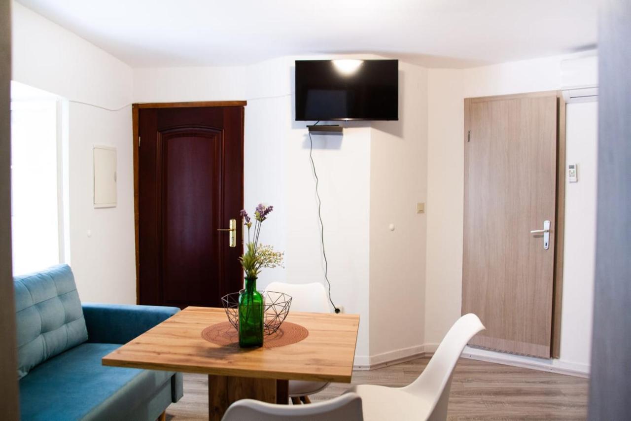 Amber In The Centar Apartment Kaštela Екстериор снимка
