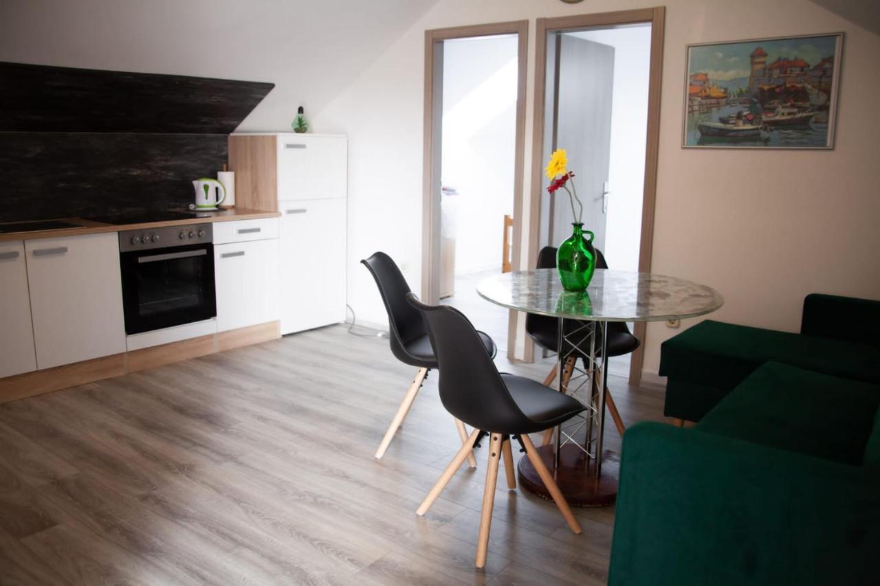 Amber In The Centar Apartment Kaštela Екстериор снимка