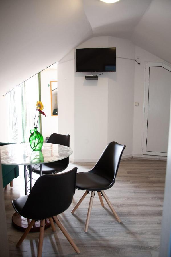 Amber In The Centar Apartment Kaštela Екстериор снимка