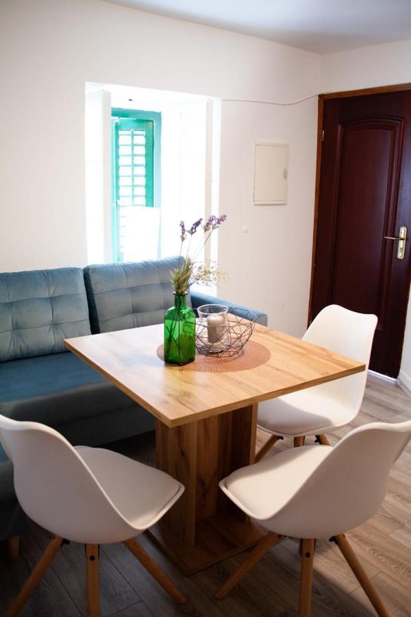 Amber In The Centar Apartment Kaštela Екстериор снимка