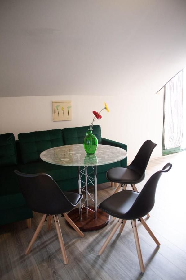 Amber In The Centar Apartment Kaštela Екстериор снимка